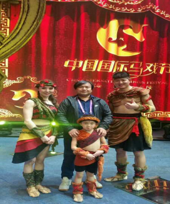 甘肅省雜技團(tuán)《彩陶情——頂壇》榮獲第四屆中國(guó)國(guó)際馬戲藝術(shù)節(jié)優(yōu)秀節(jié)目獎(jiǎng)